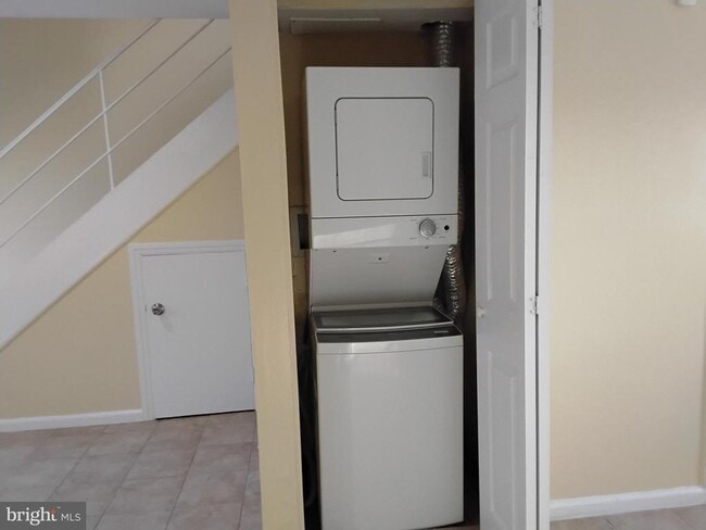 Foto del edificio - 3867 26th Ave