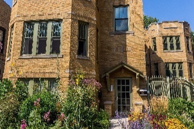 Building Photo - 4760 N Virginia Ave
