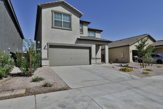 Building Photo - Beautiful, Spacious, and Newer Home, Solar Included!