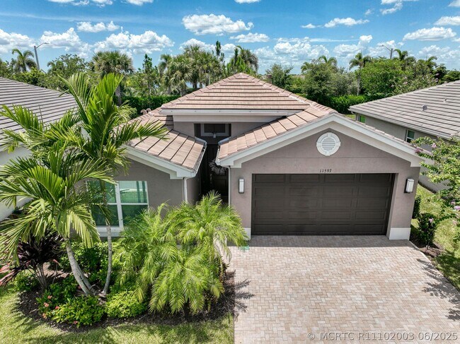 Foto del edificio - 11597 SW Hawkins Terrace