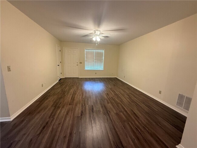 Foto del edificio - 1406 Willard St