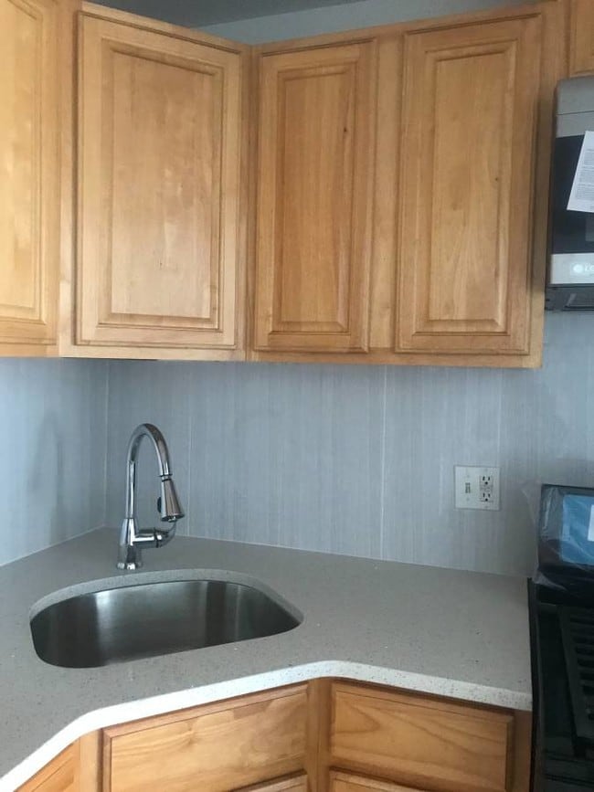 Building Photo - 3969 Carpenter Ave