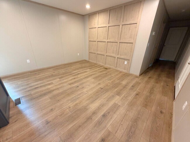 Building Photo - 30535 Black Duck Dr