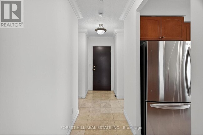 Building Photo - 100 Promenade Cir