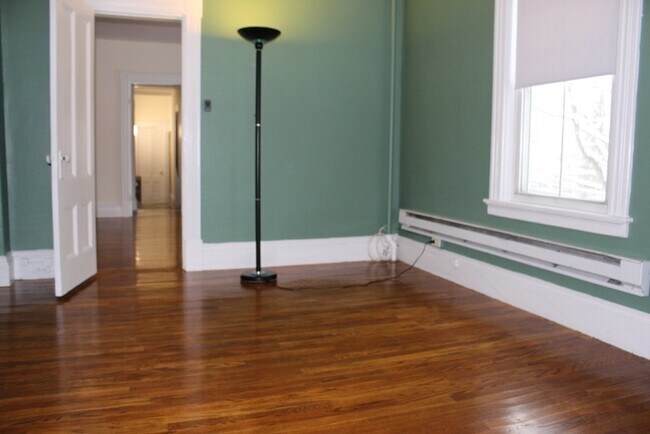 Foto del edificio - 121 Winter St