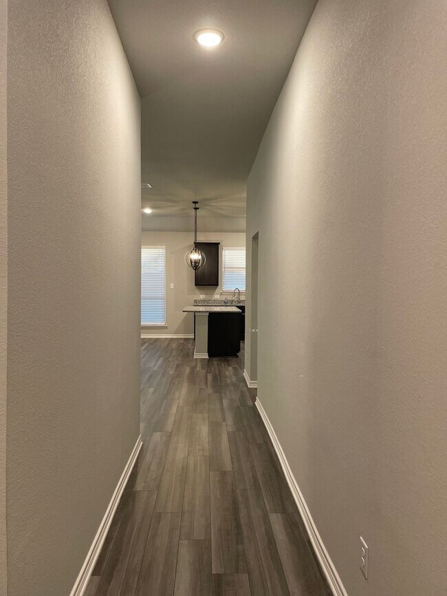 Foto del edificio - Available Now! 3 bed, 2 bath, Park Meadows...