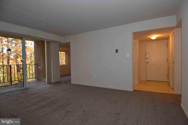 Building Photo - 1554 Northgate Square