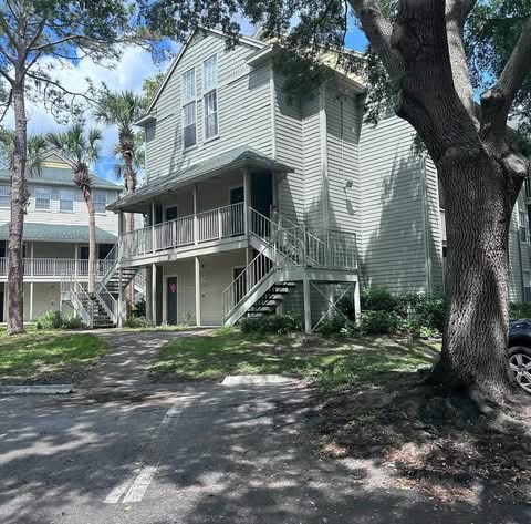 Building Photo - 5998 Westgate Dr