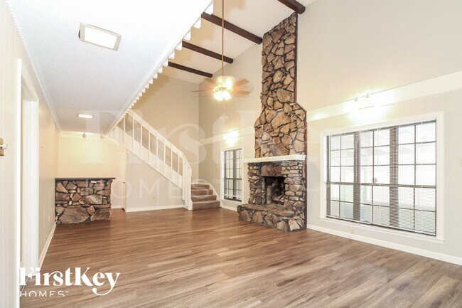 Foto del edificio - 3007 Wood Thrush Dr