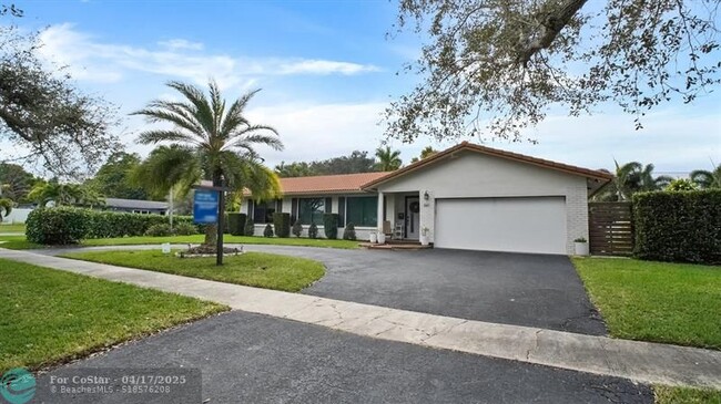 Building Photo - 661 S Fig Tree Ln