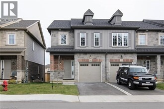 Building Photo - 14 Cleland Ave