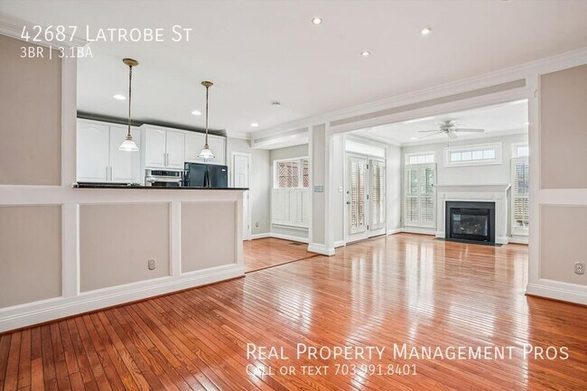 Photo - 42687 Latrobe St Townhome