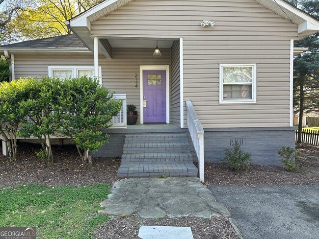 Building Photo - 2134 Main St NW