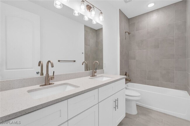 Building Photo - 3836 NW 37th Ave