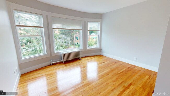 Building Photo - 83 Trowbridge St