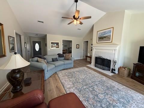 Building Photo - 2011 Bayswater Rd