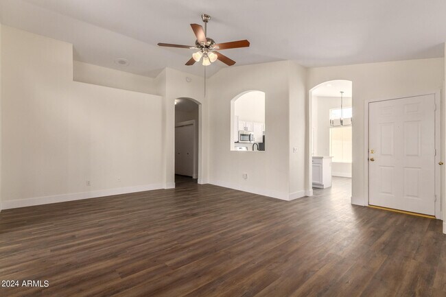 Building Photo - 432 W Calle Monte Vista