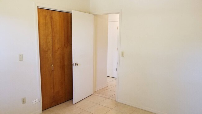 Foto del edificio - 3759 NW Huntsboro St