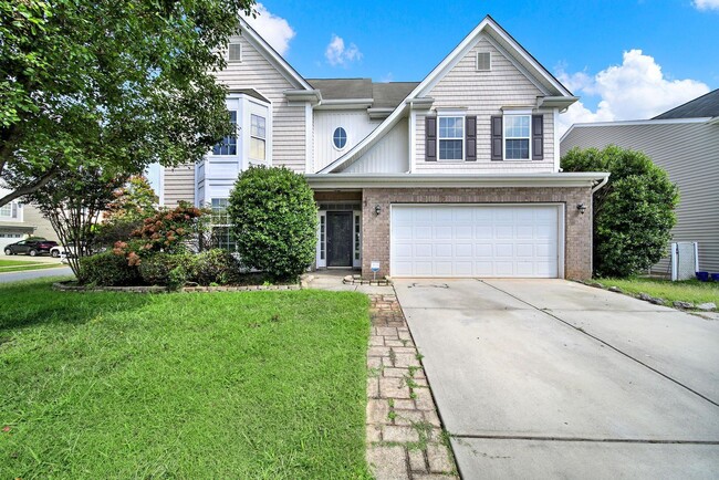 Stunning 6 Bed 3.5 Bath Home in Davidson! - Stunning 6 Bed 3.5 Bath Home in Davidson!
