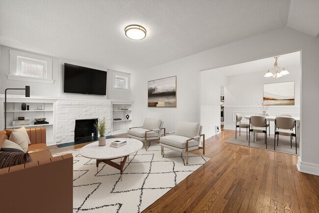 Foto del edificio - 1335 Woodland Dr