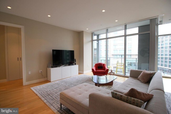 Foto del edificio - 1177 22nd St NW