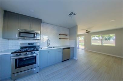 Primary Photo - 4221 N 20th St