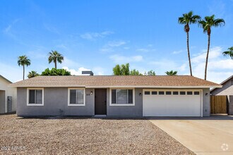 Building Photo - 510 N Tercera Ave