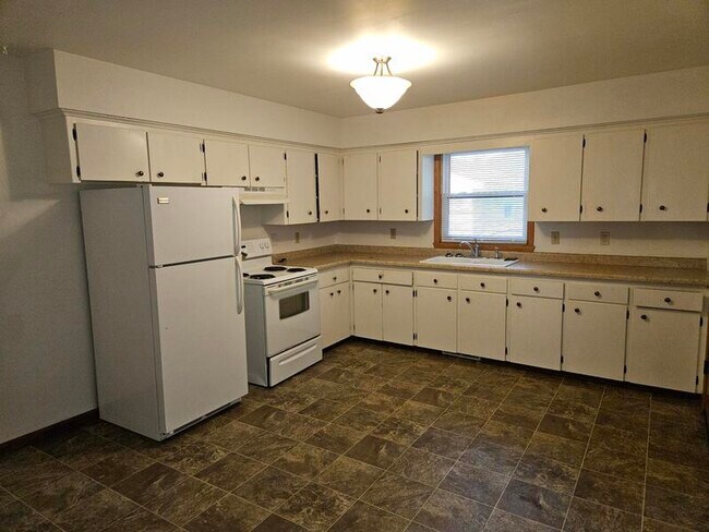 Foto del edificio - 1820-1822 Silvercrest Dr