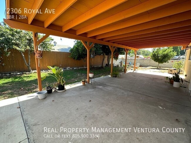 Building Photo - 2306 Royal Ave