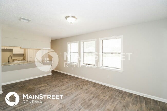 Building Photo - 3685 Burkehill Dr