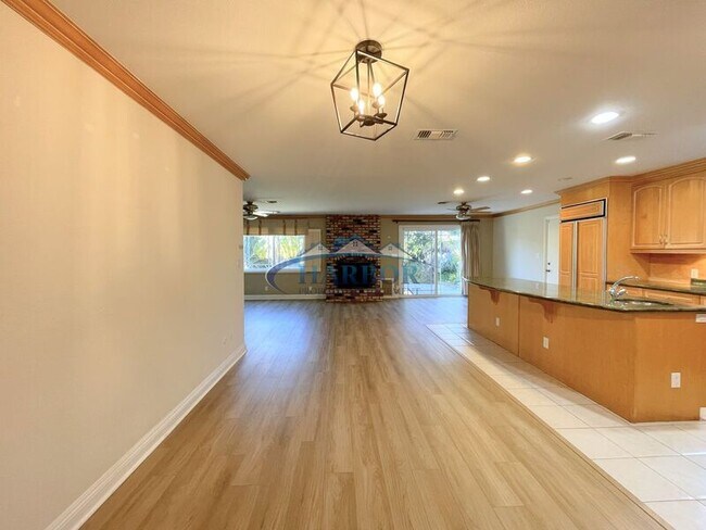 Foto del edificio - 23708 President Ave