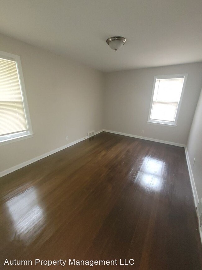 Building Photo - 3 br, 1 bath House - 14812 Heyden Street