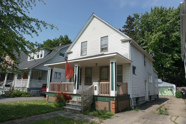 Foto principal - 2056 W 91st St