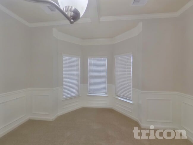 Foto del edificio - 20 Silver Peak Dr