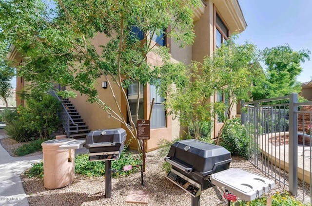 Building Photo - 6900 E Princess Dr