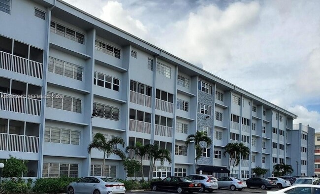 Foto del edificio - 329 SE 3rd St