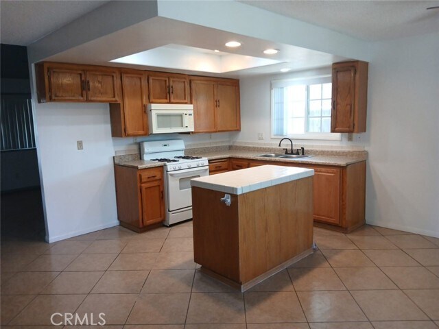Foto del edificio - 40901 Reden Ct