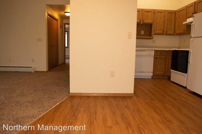 Foto del edificio - 2529-2539 Woodale Ave