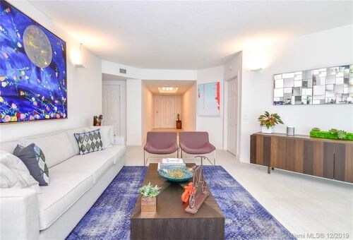 Foto del edificio - 3370 Hidden Bay Dr