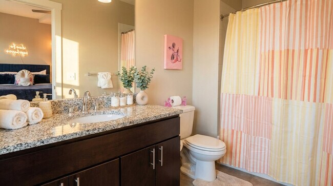 Foto del edificio - 1715 8th St NW