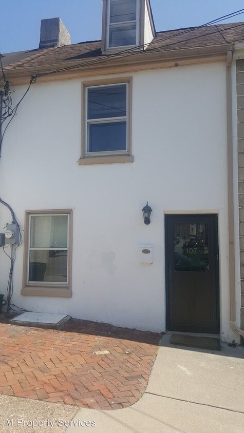 Primary Photo - 4 br, 1.5 bath House - 107 Pensdale Street