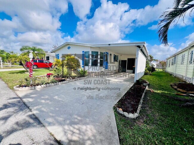 Foto del edificio - 202 Fan Palm Ln