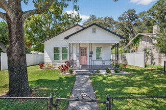 Building Photo - 1767 Scranton St S