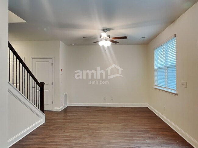 Foto del edificio - 1328 Bethany Dallas Dr