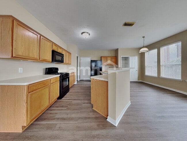 Foto del edificio - 16511 Cypress Brook Ct