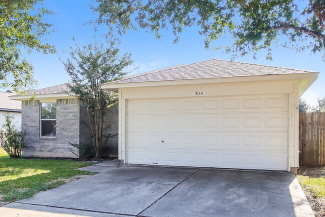 Foto del edificio - 304 Forsyth Ct