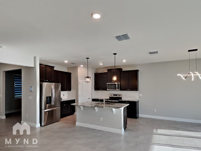 Building Photo - 2530 Chapel Oak Bnd