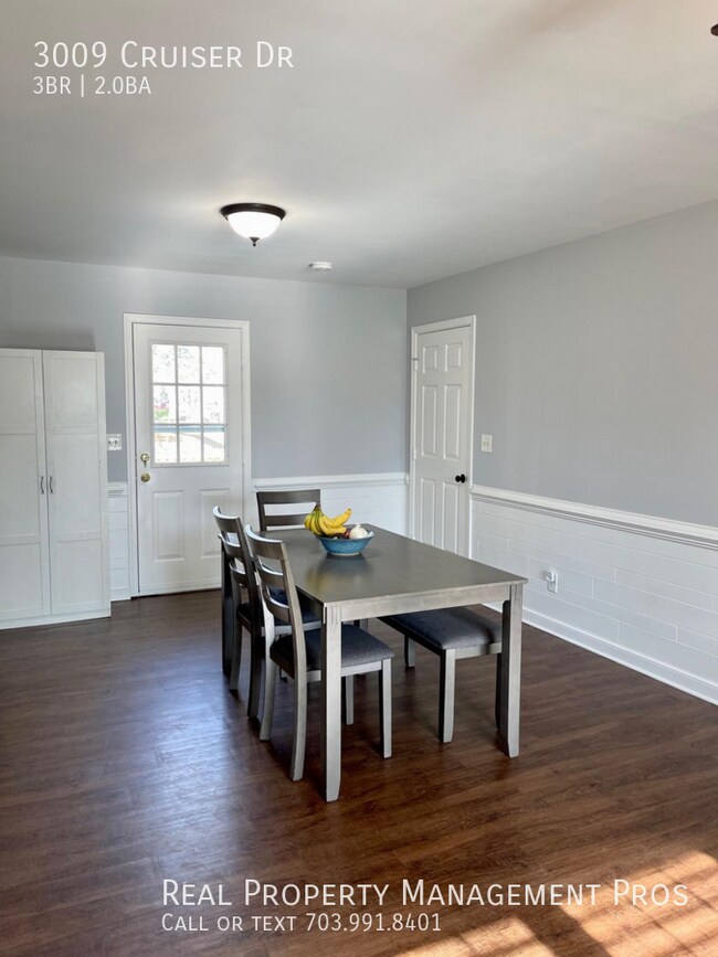 Building Photo - Single Family Home in Gated Community w/ P...