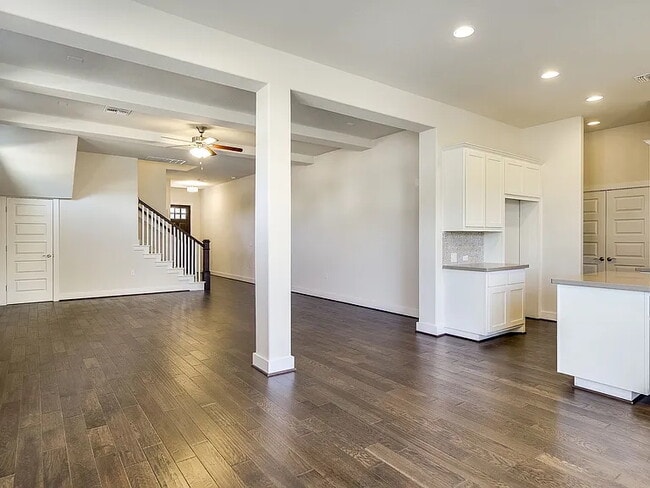 Building Photo - 12230 Cottage Promenade Ct