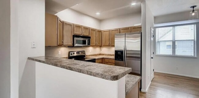 Foto del edificio - 5453 Water Tower Promenade